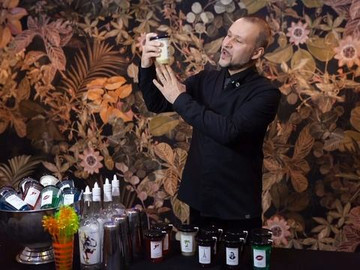 Выездной бар с готовыми коктейлями